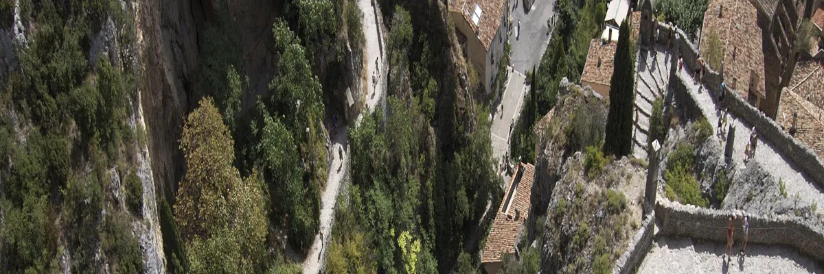 image-installateur-carport-solaire-moustiers-sainte-marie.webp Image Installateur carport solaire Moustiers-Sainte-Marie